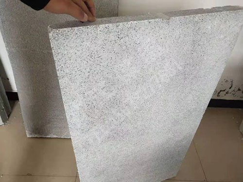 泡沫板的力學性能如何？