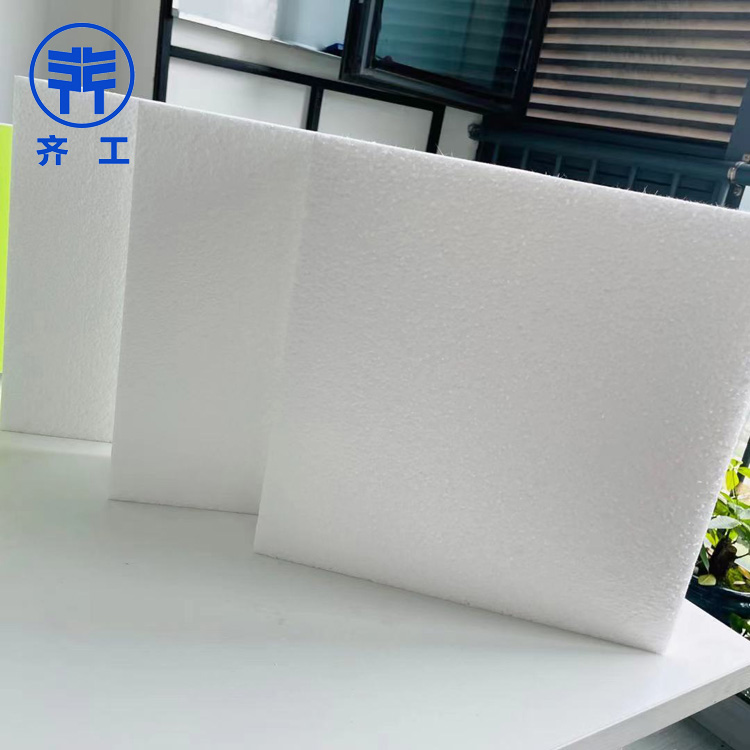 外墻保溫?cái)D塑板使用特點(diǎn)